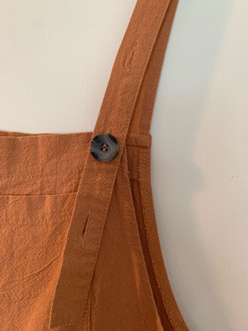 Women’s Orange Jumpsuit Overalls Size Small EUC Cotton Linen Blend Adjustable - Picture 6 of 10
